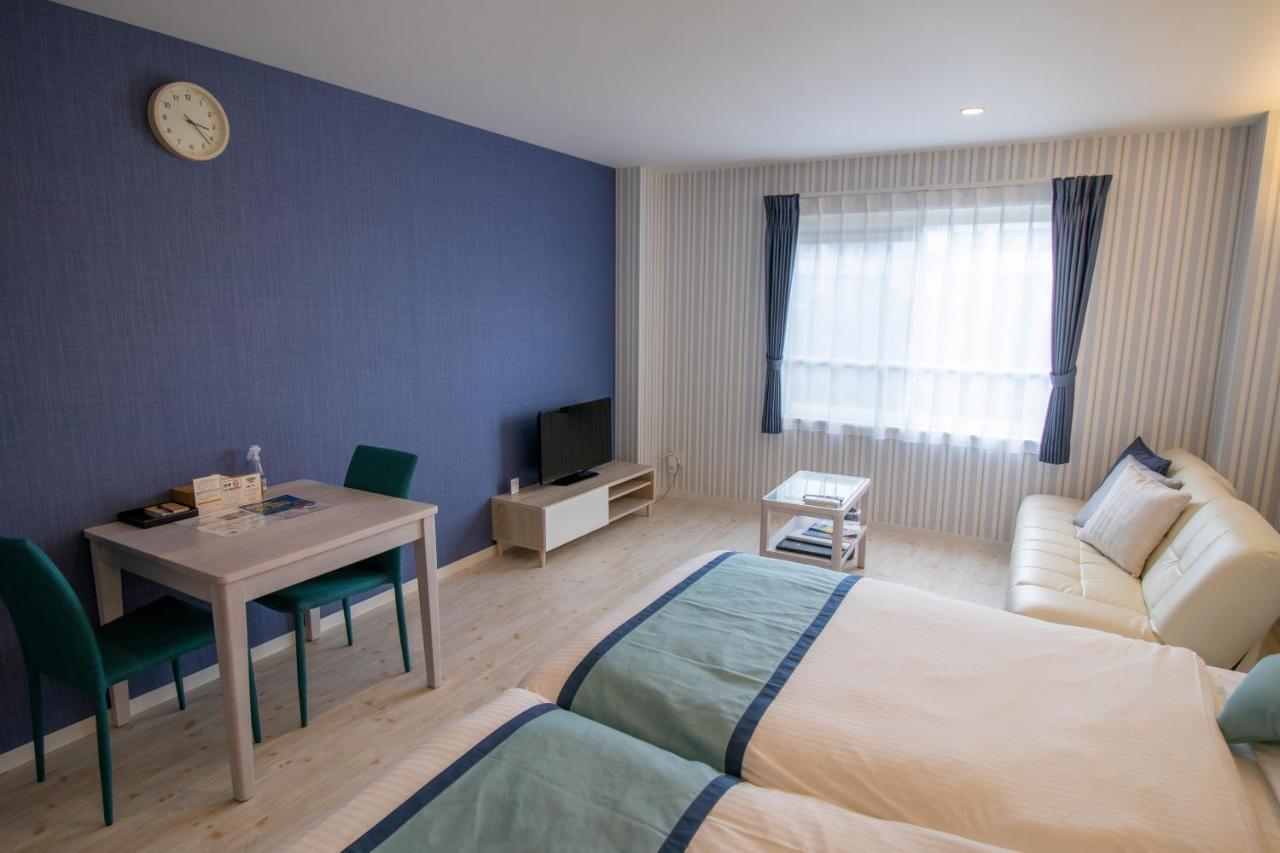 Pine Hills Hotel Miyakojima Екстериор снимка
