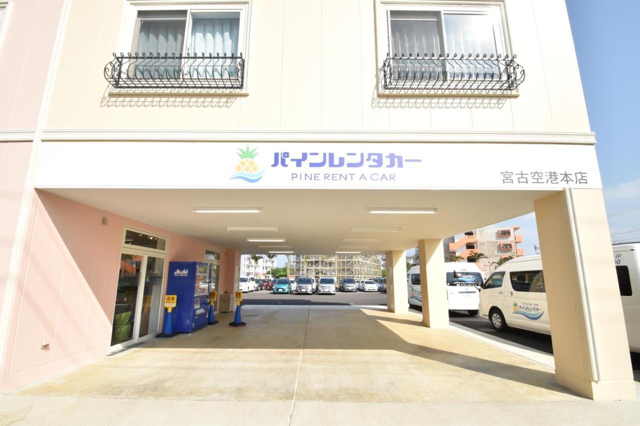 Pine Hills Hotel Miyakojima Екстериор снимка